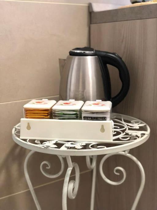 Bilocale In Bande Nere-Metro Rossa Duomo Apartment Milan Bagian luar foto